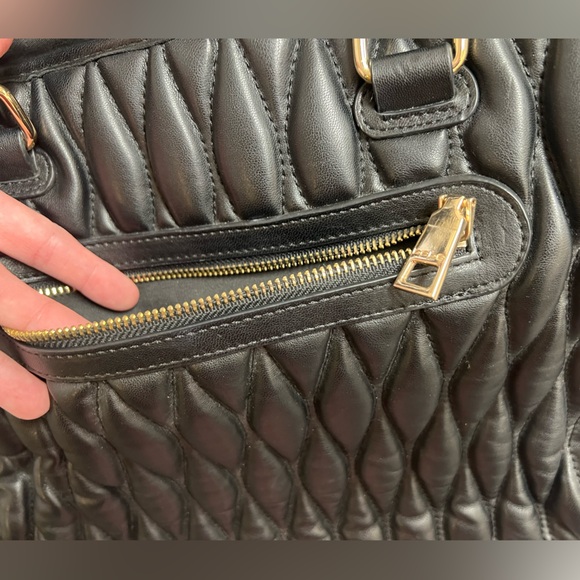 Bebe Shoulder Bag! - Picture 5 of 16